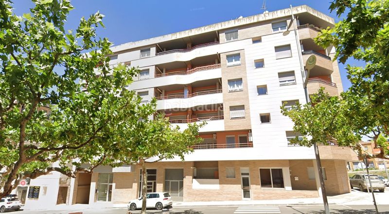 Foto c3bd4eba-d6b8-4933-9161-61ef9968d273. Aparcament cotxe a Almacelles