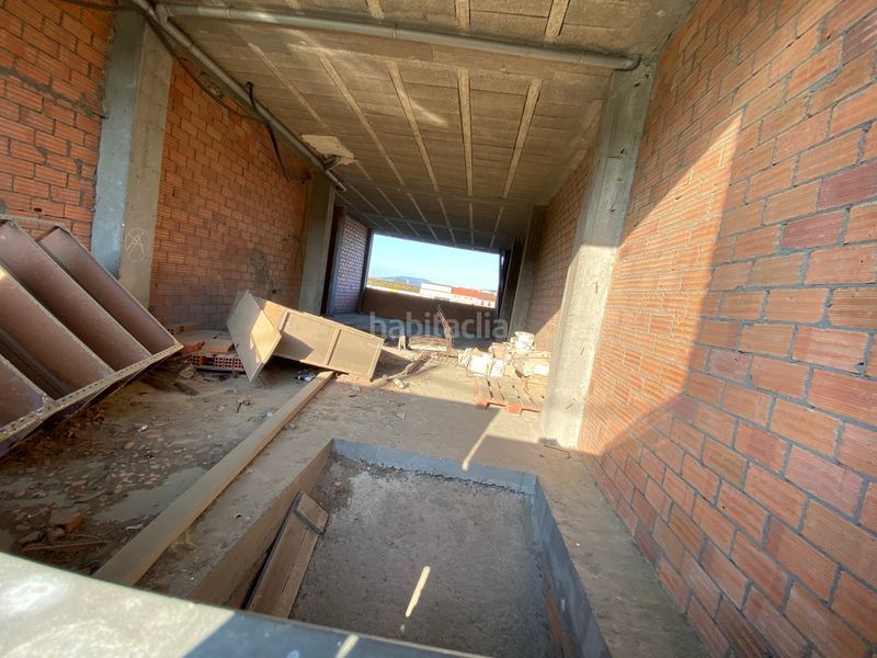Foto 104a89b8-21a7-4bf9-bf62-e823adb143d4. Local comercial a Pontecesures