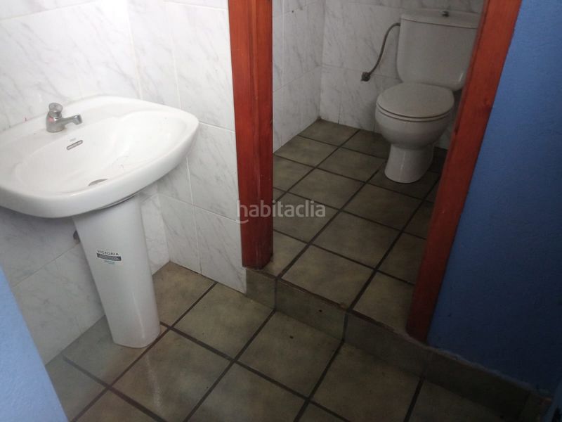 Foto 713b4119-f4dc-4d38-9bda-edcf3a2ab8aa. Local comercial a Pontecesures