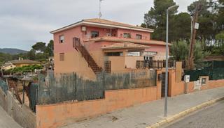 Xalet  C/ salou - can formiga. Solvia inmobiliaria  chalet independiente cabrera digualada