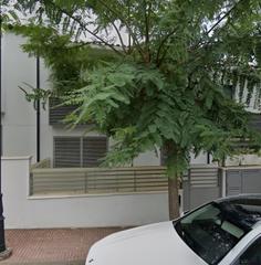 Maison jumelée  Av europa. Solvia inmobiliaria  chalet adosado roda de barà