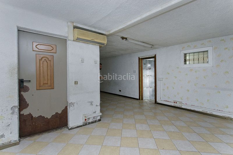 Foto 46a1d1f6-6d72-4166-b748-6ca7525ab0ed. Local comercial a Carmel Barcelona