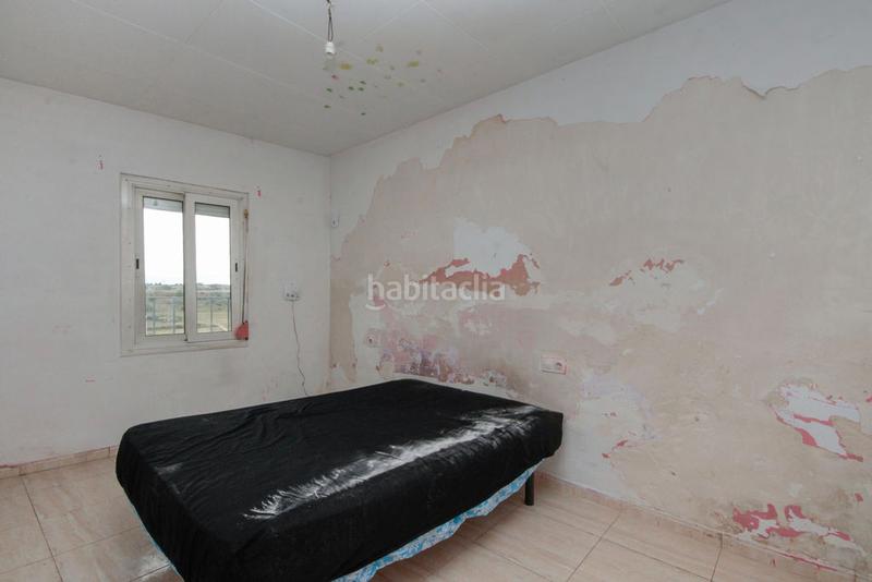 Foto 9abf7c50-bc4f-45f6-a12d-4c285e562749. Casa pareada solvia inmobiliaria chalet adosado en Sabadell