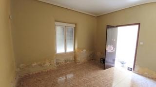 Casa aparellada  Manterola. Solvia inmobiliaria  chalet adosado tomelloso