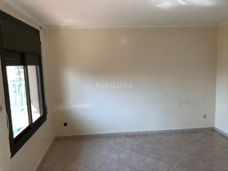 Foto fa7c5683-90ab-4ad6-b448-db12334f9a8c. Pis a Rocafonda Mataró