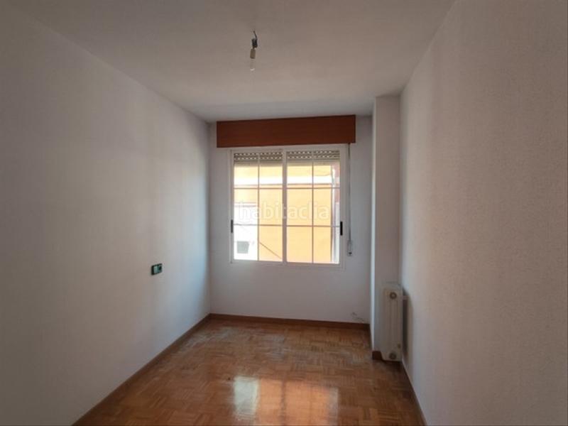 Foto aeca2fe5-14d8-4e63-8f6a-624115378634. Piso solvia inmobiliaria piso en Cacabelos