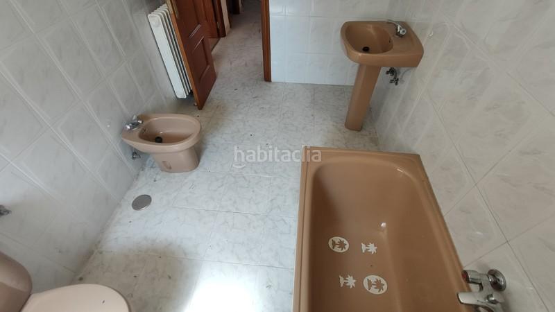 Foto b43681f1-6a25-4fc9-b365-0be1d3af5c36. Piso solvia inmobiliaria piso en Cacabelos