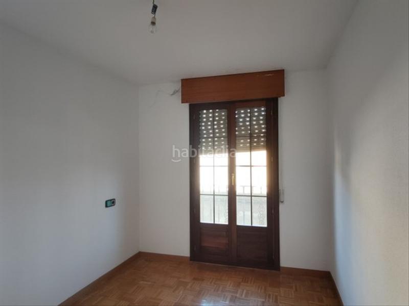 Foto f4330aff-e8b8-4fe8-843f-e022eac23a19. Piso solvia inmobiliaria piso en Cacabelos