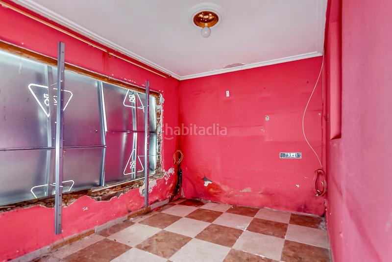 Foto f699f721-d034-4c60-af58-014ef0aa8542. Casa aparellada a El Cristo Palencia