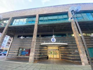 Locale commerciale in CONCEPCION ARENAL