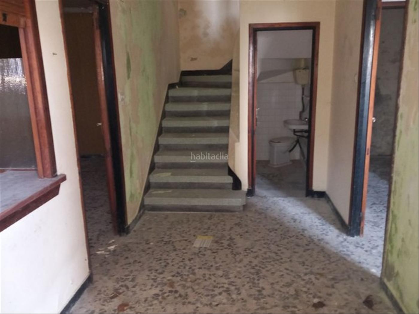 Solvia Inmobiliaria  Chalet adosado Cee Cee