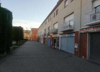 Local commercial  Josep tarradellas. Solvia inmobiliaria  locales montmeló