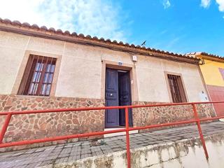 Maison jumelée  San froilan. Solvia inmobiliaria  chalet adosado puertollano