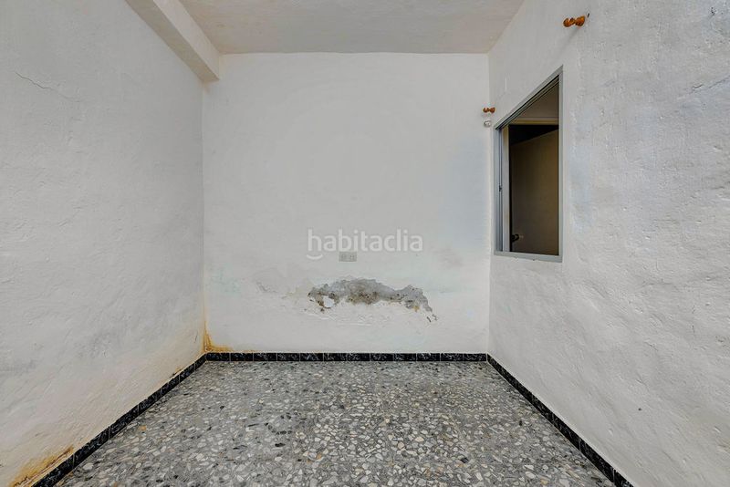 Foto b72be4f3-5ea6-4120-83d9-abf2f07d0874. Casa aparellada a Palmete Sevilla