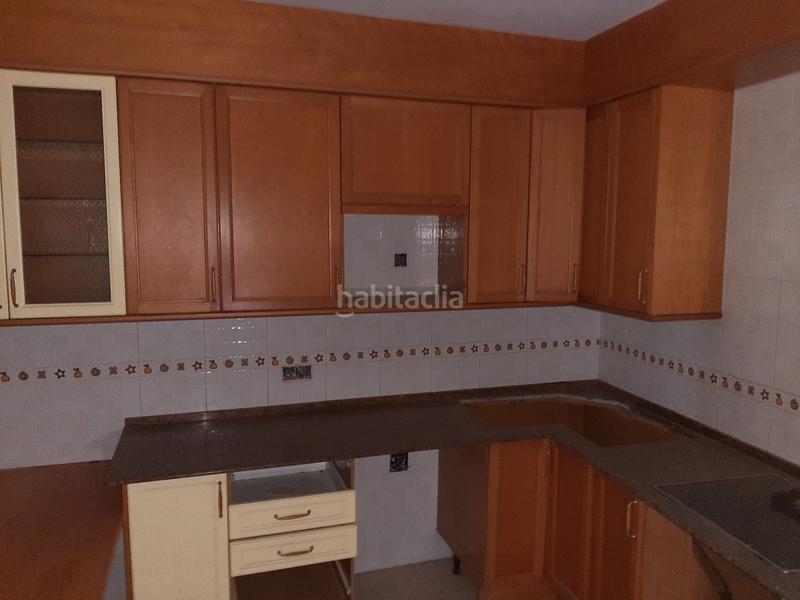 Foto 077aba87-2b59-4094-8c22-8fa83e100cb2. Casa pareada solvia inmobiliaria chalet adosado en Miralcamp
