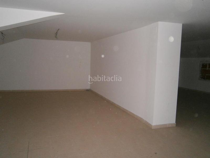 Foto 262be0bb-ba06-4194-b711-3cfdee225b83. Casa pareada solvia inmobiliaria chalet adosado en Miralcamp