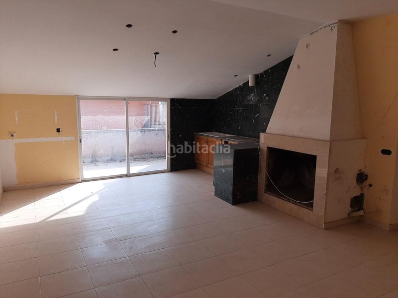 Foto 3e9708fe-ca5b-4d0d-ab27-4875d920117e. Casa pareada solvia inmobiliaria chalet adosado en Miralcamp