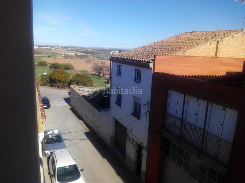 Foto 5c1a9d38-8452-4e3f-84cf-d49666aa7ec8. Casa pareada solvia inmobiliaria chalet adosado en Miralcamp