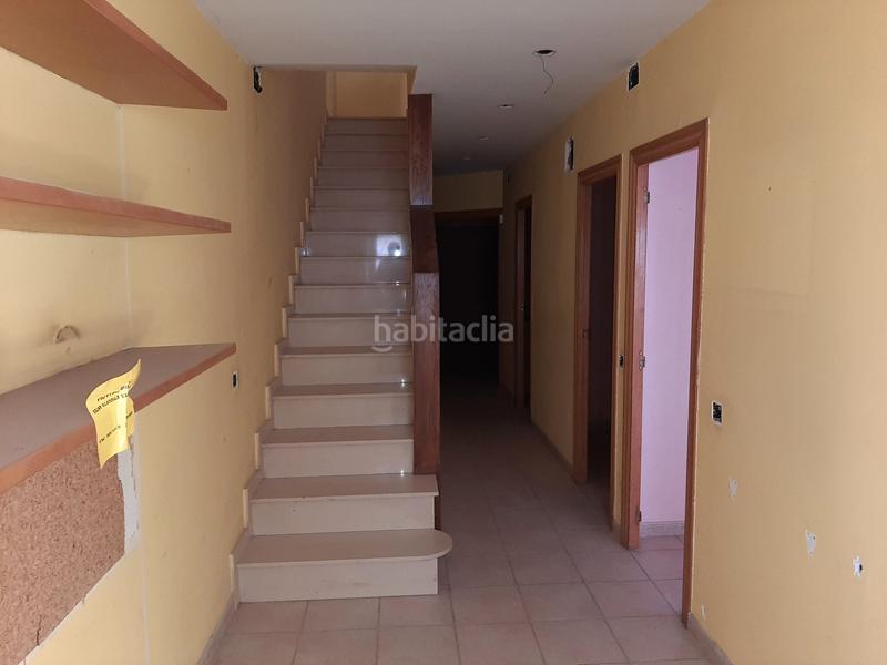 Foto 8debe48d-a572-4005-b28e-4f16884b2db8. Casa pareada solvia inmobiliaria chalet adosado en Miralcamp