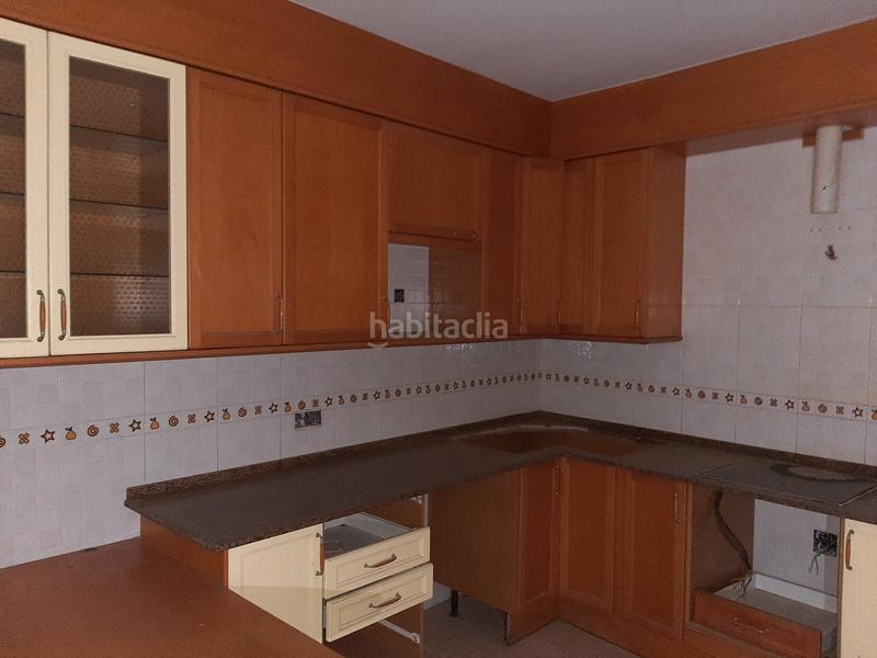 Foto dd58f6cb-3ec9-4c21-97c5-86dcff0b4e0a. Casa pareada solvia inmobiliaria chalet adosado en Miralcamp