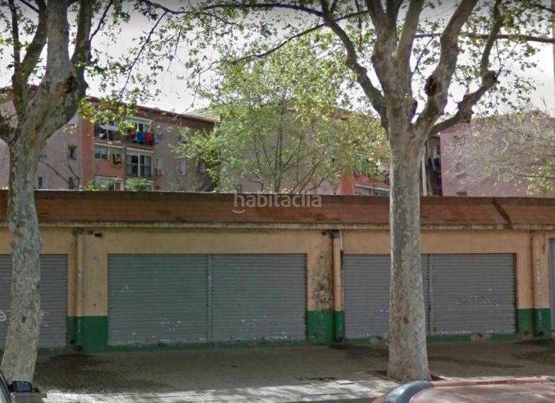 Foto f1104bbc-b3d5-4955-b77f-3ca0d138f76e. Local comercial a Sant Roc Badalona