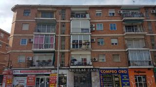 Piso  Primero de mayo. Solvia inmobiliaria  piso murcia