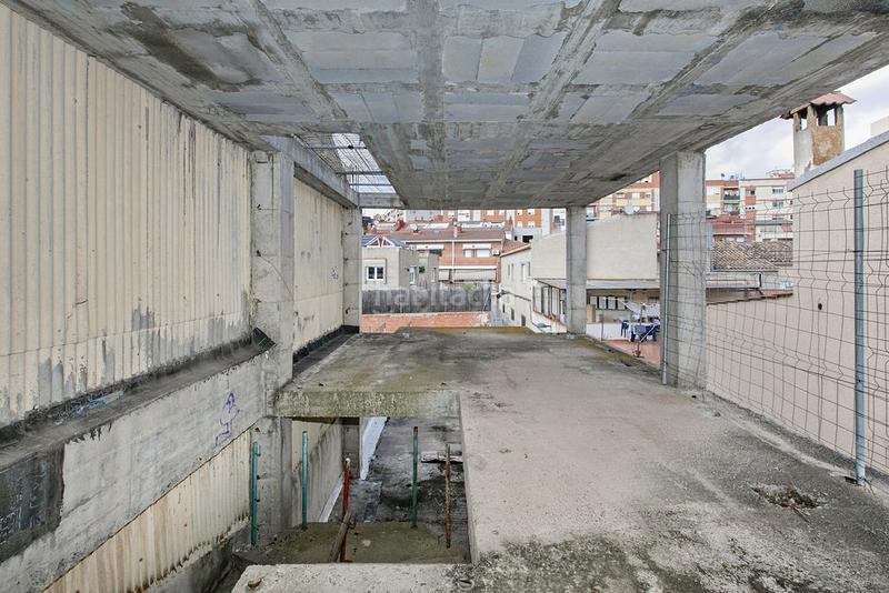 Foto dbf13ceb-5ea0-493e-af20-0e3bad29218c. Edificio solvia inmobiliaria en construccion en Centre Rubí