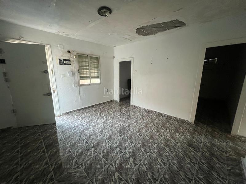 Foto 06f86d38-6497-4c7f-a2c4-24001a57927e. Piso solvia inmobiliaria piso en La Chanca - Pescadería Almería