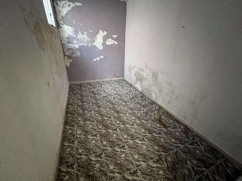 Foto 32ed511c-1bcc-4e77-b0ce-a5399fe2707d. Piso solvia inmobiliaria piso en La Chanca - Pescadería Almería