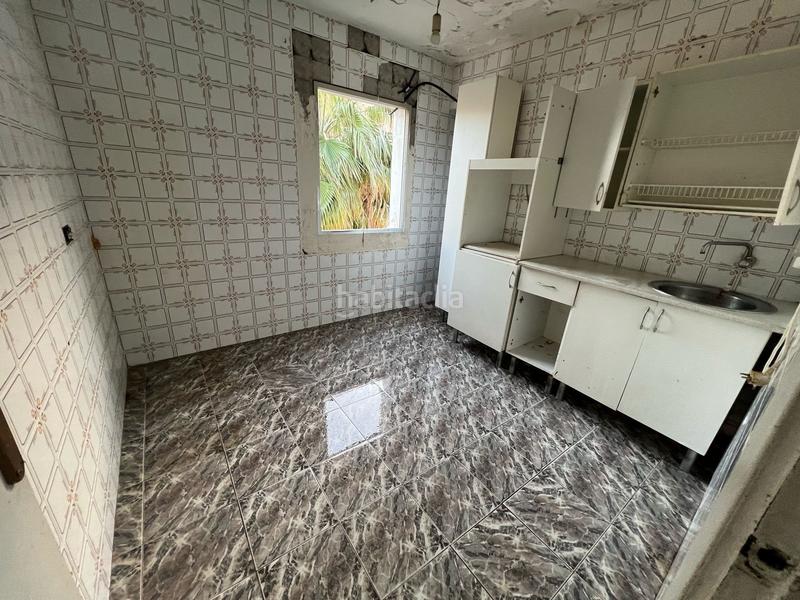 Foto 579dcc8b-947d-43fc-9d55-5a588d0af13f. Piso solvia inmobiliaria piso en La Chanca - Pescadería Almería