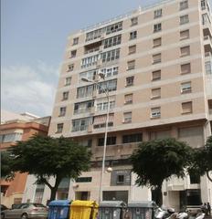 Appartement  C/ santa cruz de tenerife. Solvia inmobiliaria  piso cádiz