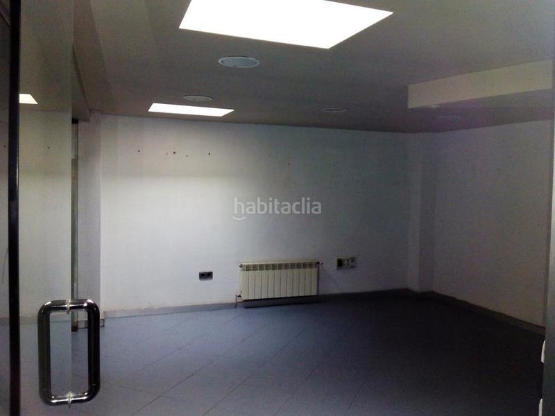 Foto 29587e30-16f3-415f-ae41-bda5b780ce03. Local comercial a Santo Domingo - El Campillín Oviedo