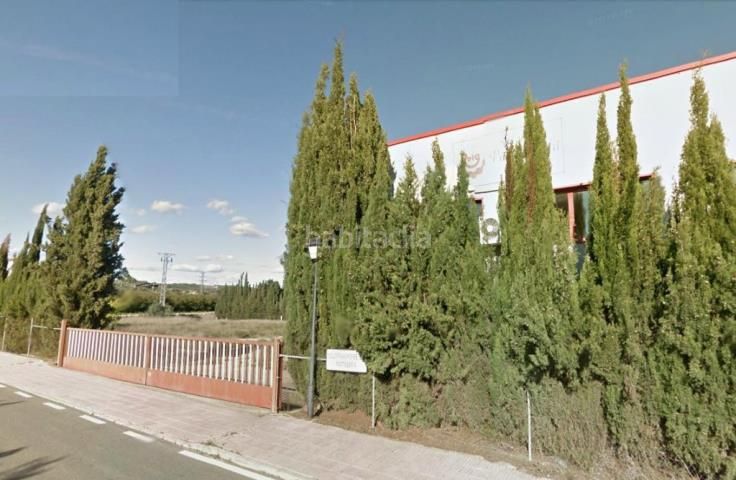 Foto 40b1db54-8949-4b7f-b369-95339e32c4bd. Industrial building in Miravet
