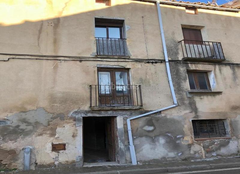 Foto 7eeb16a6-9b6b-4e50-9925-aa2e05faa244. Casa pareada solvia inmobiliaria chalet adosado en Calaf