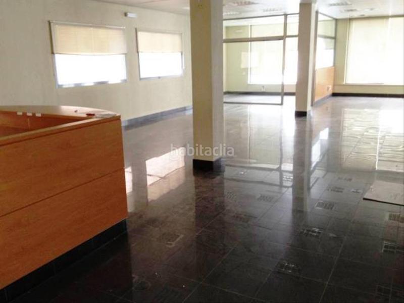 Foto 10b9bc90-5834-47d0-a3c3-0cd3a4c29e1e. Local commercial dans Torreforta Tarragona