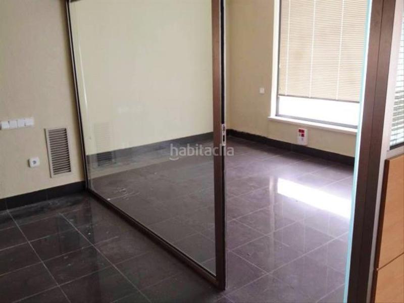 Foto d4882fe9-5540-437e-af2a-6e2d6e921a8c. Local commercial dans Torreforta Tarragona