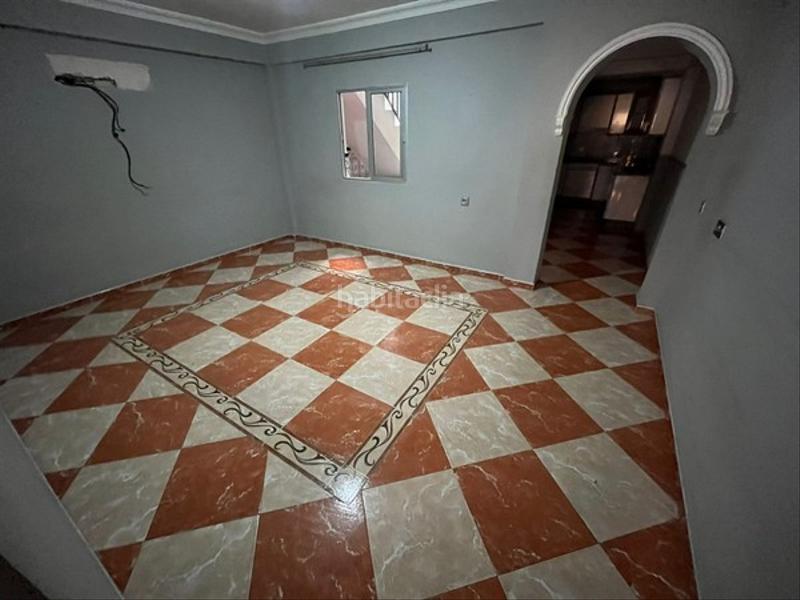 Foto 15c225ac-a677-4fee-8267-bdf3cbbfb2ff. Maison jumelée dans Palmete Sevilla