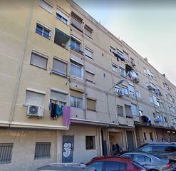 Pis  C/ madrid. Solvia inmobiliaria  piso badalona