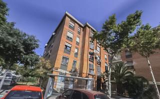 Pis  Alfons xii. Solvia inmobiliaria  piso badalona