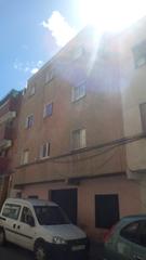 Etagenwohnung  Olot. Solvia inmobiliaria  piso santa coloma de gramenet