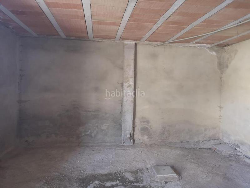 Foto 185965e1-b125-4be8-8d3c-cd750f8cb3af. Local comercial solvia inmobiliaria locales en La Banda - Campo de Fútbol Chiclana de la Frontera