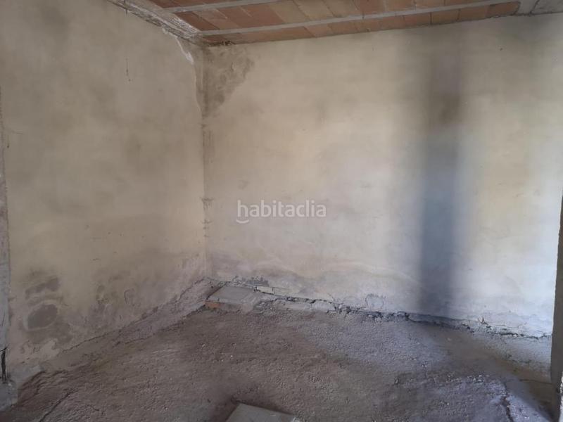 Foto d5a1ffc9-d41b-420b-a467-7b4ccf8ce0b3. Local comercial solvia inmobiliaria locales en La Banda - Campo de Fútbol Chiclana de la Frontera