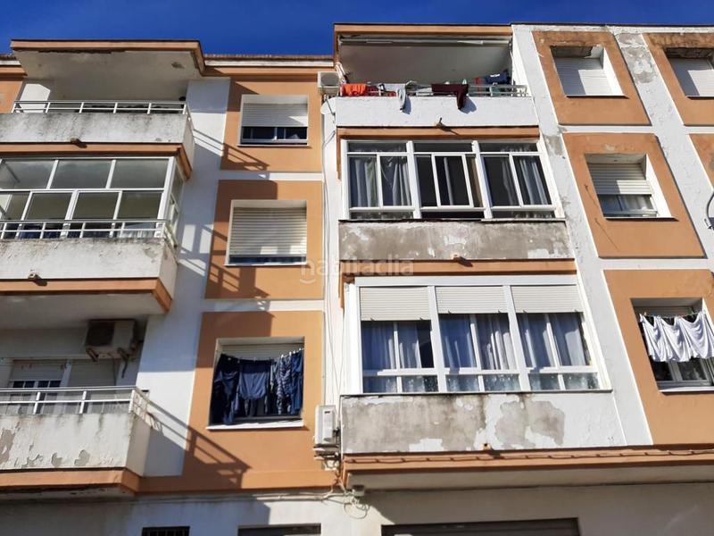 Foto db784759-dda9-48f2-91df-63089a9cf282. Local comercial solvia inmobiliaria locales en La Banda - Campo de Fútbol Chiclana de la Frontera