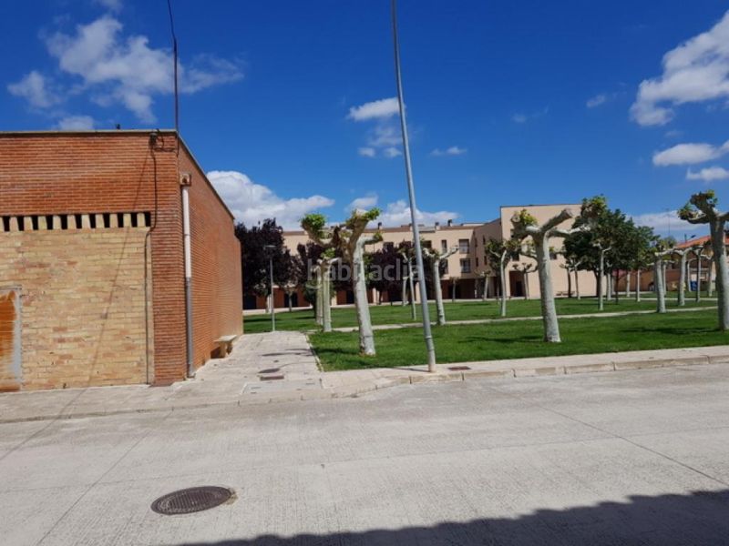 Foto 48c4ccb9-a558-46c9-8a65-ea3cd0827fad. Local comercial a Falces