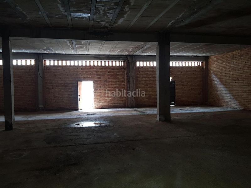 Foto e18ca430-d7e7-40c5-a310-6af2e95242aa. Local comercial a Falces