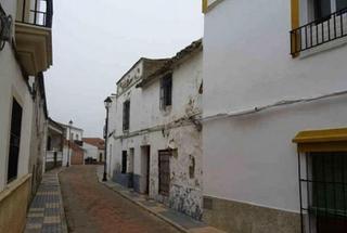 Casa aparellada  Manuel guerrero. Solvia inmobiliaria  chalet adosado guadalcázar