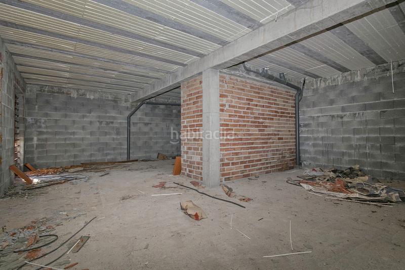 Foto c4e2b5aa-705b-45da-b0a1-c45595ec1041. Chalet solvia inmobiliaria chalet independiente en Pontons