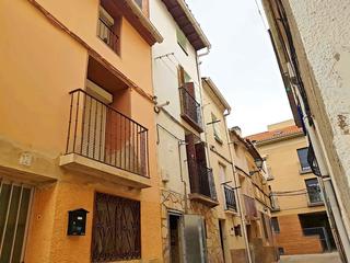 Casa aparellada  Jesus. Solvia inmobiliaria  chalet adosado cintruénigo