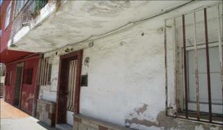 Casa aparellada  Sol. Solvia inmobiliaria  chalet adosado canovelles
