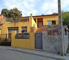 Xalet  Garrotxa. Solvia inmobiliaria  chalet independiente santa maria de palauto